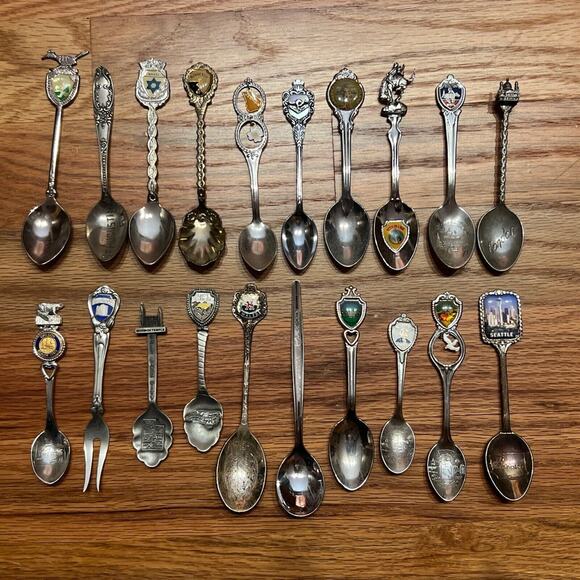 Large Lot of 78 Vintage Souvenir Collector Spoons States Places Figural - Picture 4 of 12